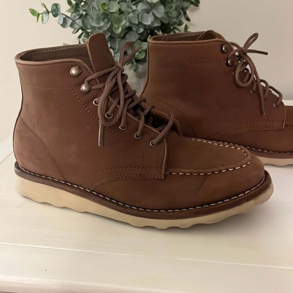 Thursday Boot Company Women’s boots size 8